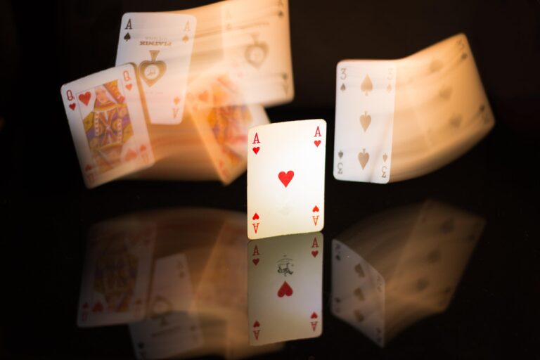 playing-cards-7649603_1280